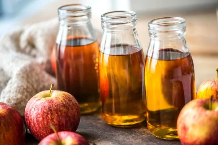 Musselman's Apple Cider Vinegar Plastic Bottle 128 Fluid Ounce - 4 Per Case.
