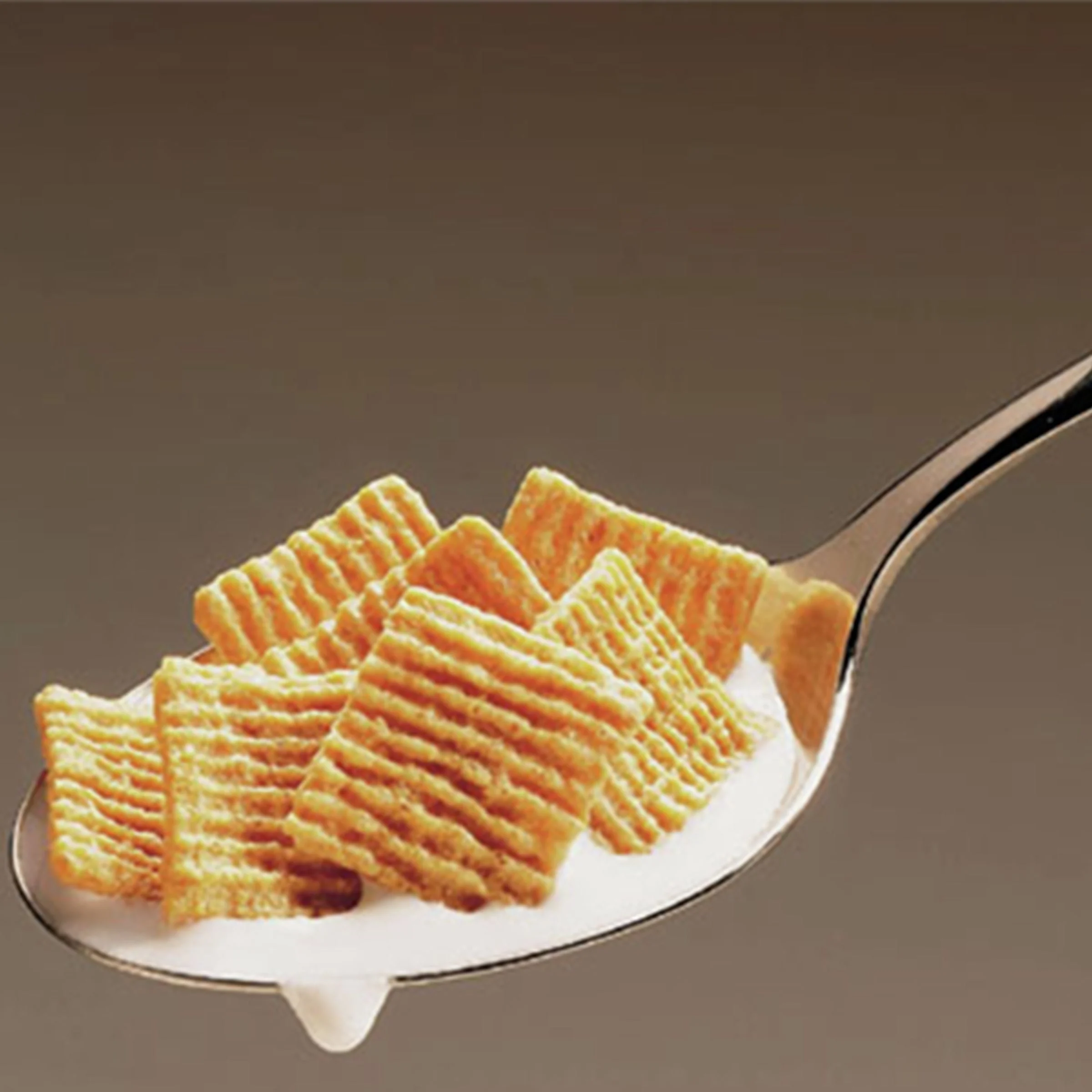 Golden Grahams Cereal Bulkpack 43.5 Ounce Size - 4 Per Case.