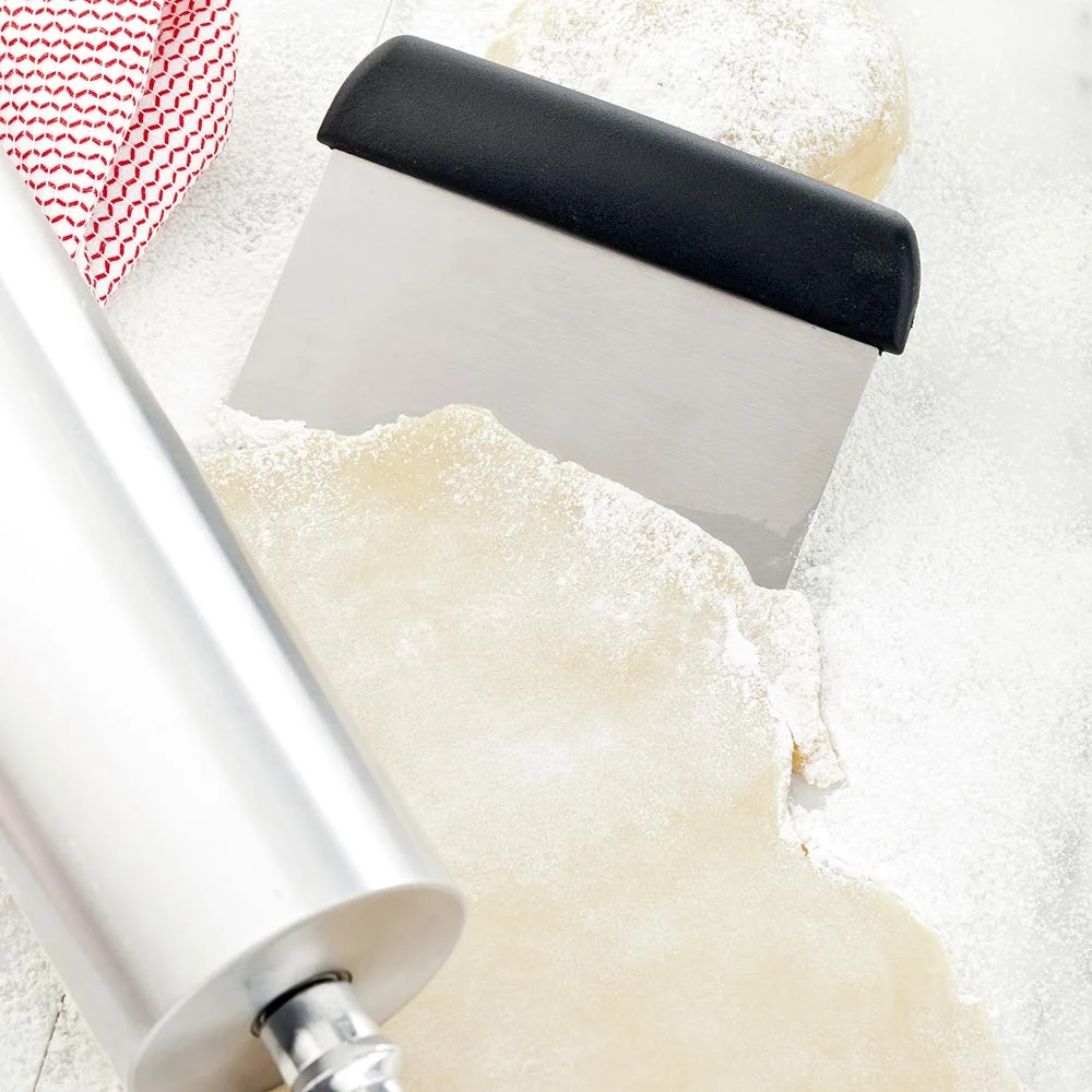 Scraper, Dough, 6 Inch, Stainless Steel, with Black Plastic Handle, 6 Linear Inch,1 - 1 EACH