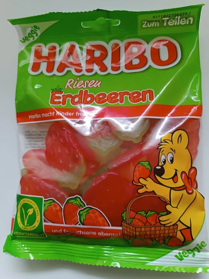 Haribo Riesen Erdbeeren fruchtig, vegetarisch 175g / 6.17oz